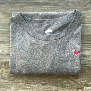 Men’s Nike fit dry tee
